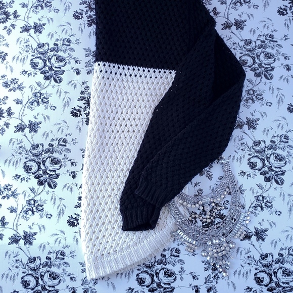 Sweater - Picture 2 of 3